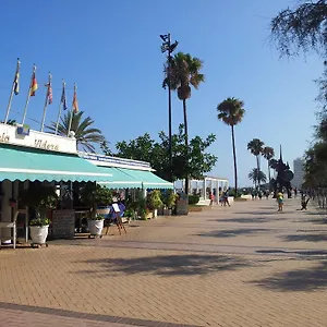 Frontbeach In Los Boliches Apartamento Fuengirola