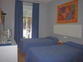 Hostal Alhaja Playa El Puerto de Santa Maria Guest house